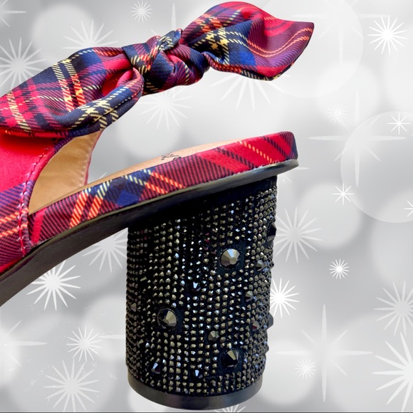 TORRID BETSEY JOHNSON RED CYLINDER HEEL PUMP (WW) Wide width NEW - Picture 13 of 16